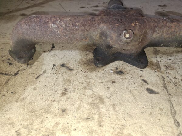 David brown exhaust manifold - Image 4