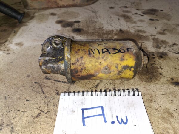 Fordson major oil filter assembly