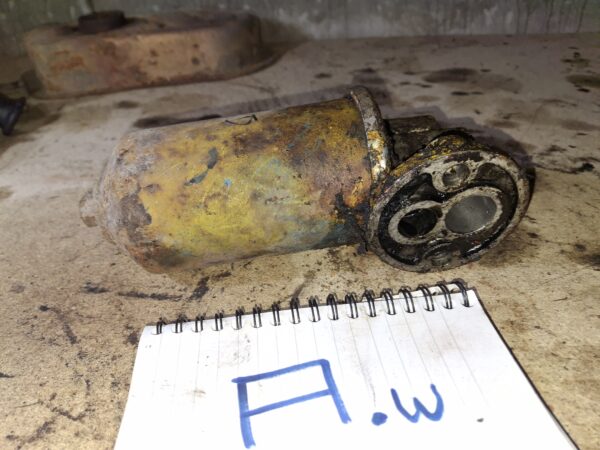 Fordson major oil filter assembly - Image 2