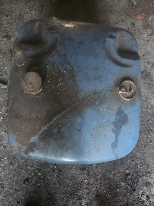 Layland diesel fuel tank - Image 4